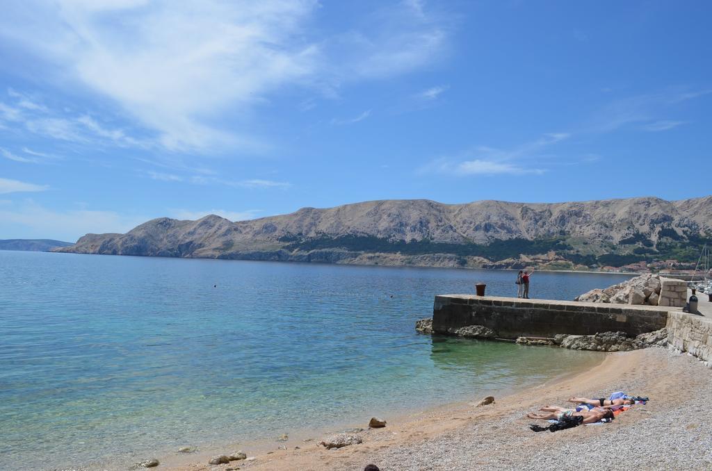 Apartments Lora Baška Oda fotoğraf
